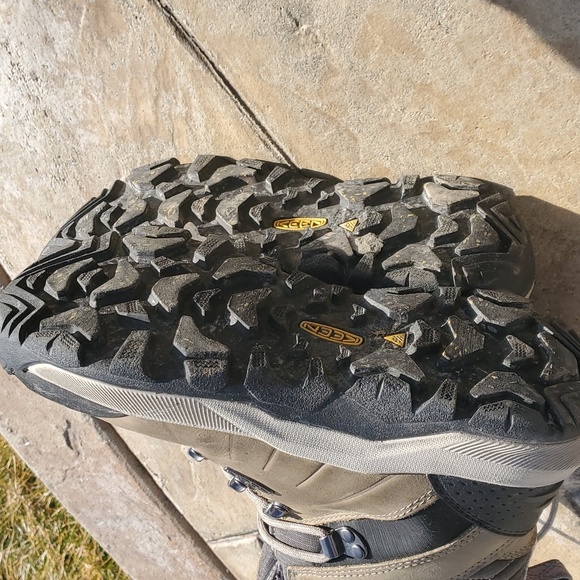 KEEN - Picture 4 of 8